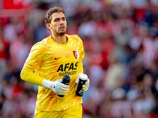 AZ-keeper De Busser debuteert onder bondscoach Van Bommel in selectie België