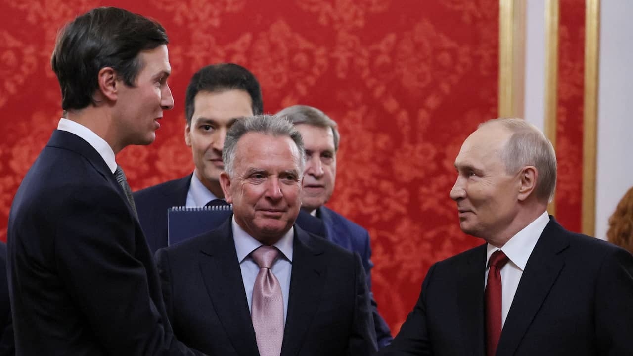 Poetin ontvangt gezanten van Trump in Moskou