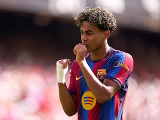 Barcelona haalt uit richting duel met Feyenoord: 0-5-zege en twee goals Yamal