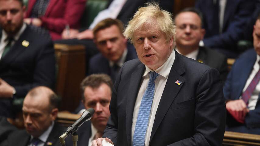 Johnson biedt 'oprechte excuses' aan voor 'partygate'