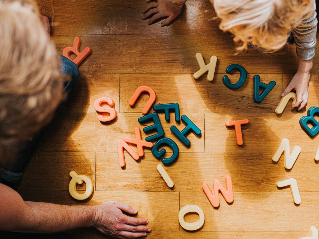 De oorzaak én oplossing voor taalachterstand jongeren: ouders en onderwijs