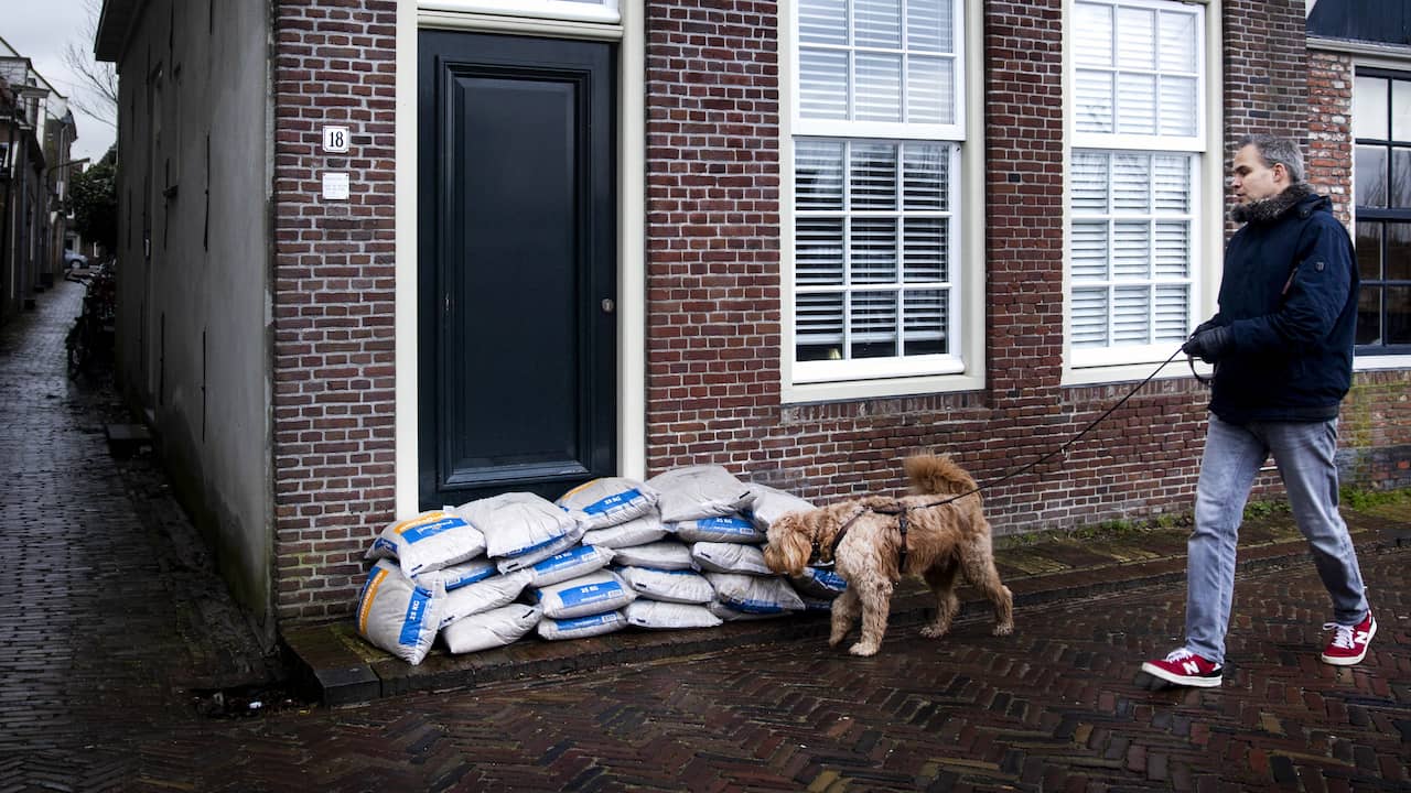 Heel Nederland op rampoefening? 'Voer een dag zonder stroom of water in'