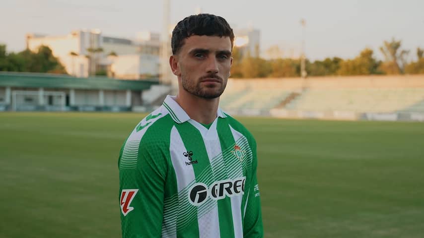 AZ verkoopt spits Parrott voor 20 miljoen euro aan CL-deelnemer Real Betis