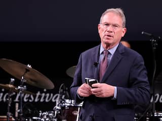 Hoofdredacteur tijdschrift belandt in geheime appgroep over militaire plannen VS