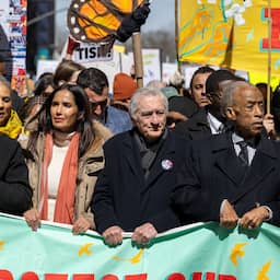 Video | Robert De Niro haalt uit naar Donald Trump: 'Hij moet worden gestopt'