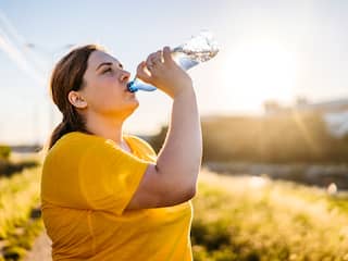 RIVM wil minder pfas in het kraanwater dat van rivierwater wordt gemaakt