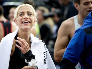 Stewardess Keetels verrast op marathon: 'Soms train ik in winkelcentrum'