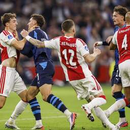 Live Eredivisie | PSV breidt voorsprong tegen Ajax in blessuretijd uit