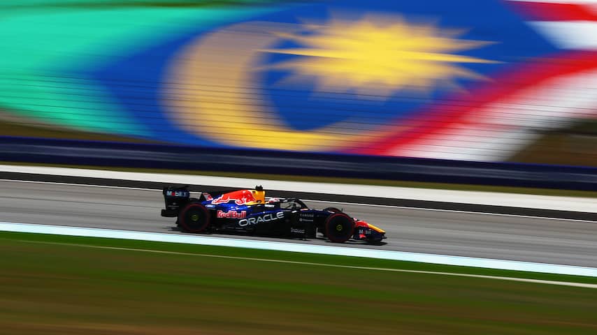 Verstappen snelste in eerste vrije training GP Bahrein, Antonelli slechts vijfde