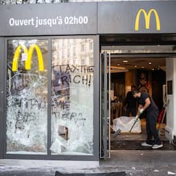 Franse winkeliers vrezen miljoenenschade na plunderingen en vernielingen