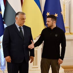 Oplopend conflict tussen Zelensky en Orbán: 'Deel zijn adres met strijdkrachten'