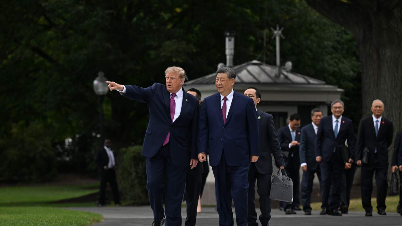 Foto bij Trump prijst Chinese president Xi bij zijn aankomst in het Witte Huis