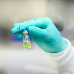 Peperduur hiv-medicijn wordt goedkoper: van 24.000 euro naar 34 euro per jaar