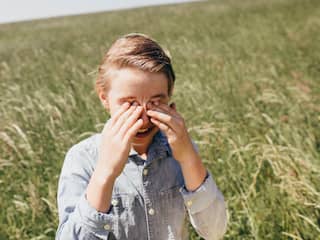 Hooikoortspatiënten kunnen zich schrap zetten: graspollenseizoen begint nu al
