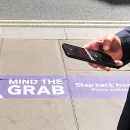 Volgen van één gestolen telefoon leidt tot oprollen grote dievenbende in Londen