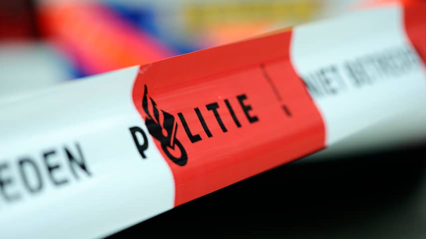 Dode door schietincident in Overasselt, twee agenten gewond