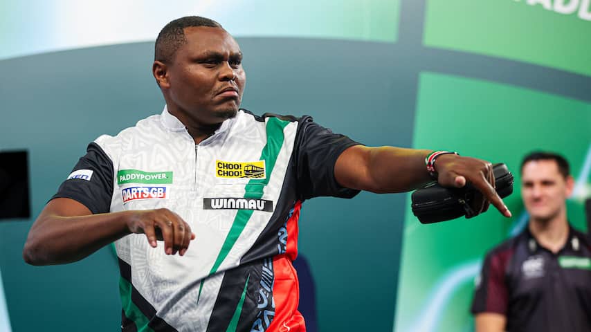 Keniaanse dartssensatie David Munyua plaats zich opnieuw voor WK