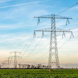 Uitbreiding stroomnet in groot deel van ons land loopt jaren vertraging op