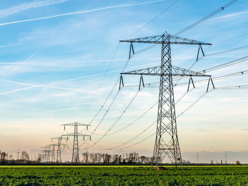 Uitbreiding stroomnet in groot deel van het land loopt jaren vertraging op