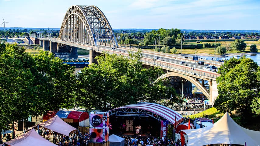 Rotterdammer (18) opgepakt voor ernstige mishandeling op Vierdaagsefeesten