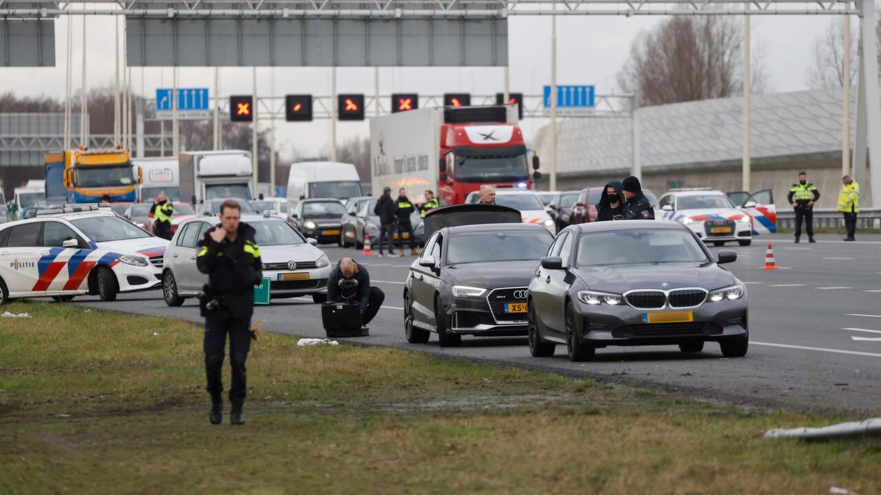 Advocaat arrestant A2: Cliënt wist niet dat John van den Heuvel in auto