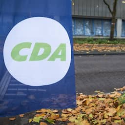 Live verkiezingen | Tientallen CDA-campagneborden in Haarlemmermeer vernield