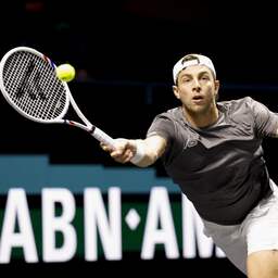 Live tennis | Bekijk de tussenstand bij Griekspoor-Auger-Aliassime in Rotterdam