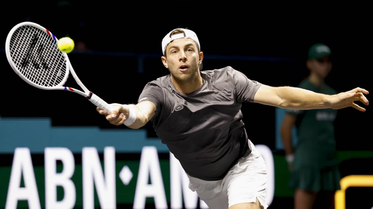 Live tennis | Bekijk de tussenstand bij Griekspoor-Auger-Aliassime in Rotterdam
