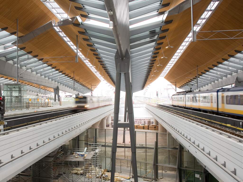 Nieuwe verdachten (12 en 13) aangehouden in mishandelingszaak Bijlmer ArenA