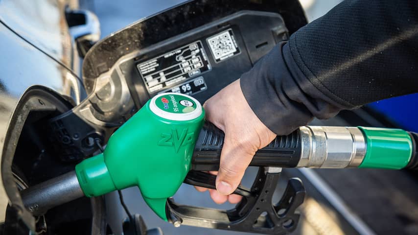 Stijgende brandstofprijzen stuwen inflatie omhoog