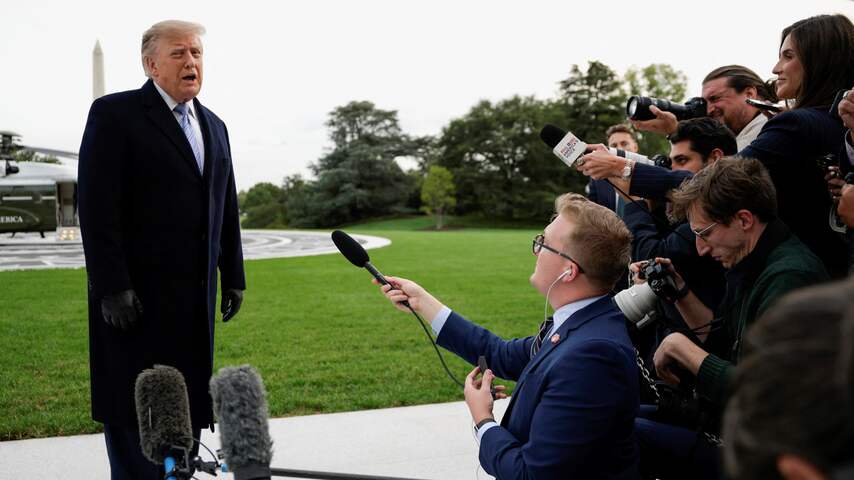 Foto bij Trump moet geweerde media van rechter weer toelaten in Witte Huis