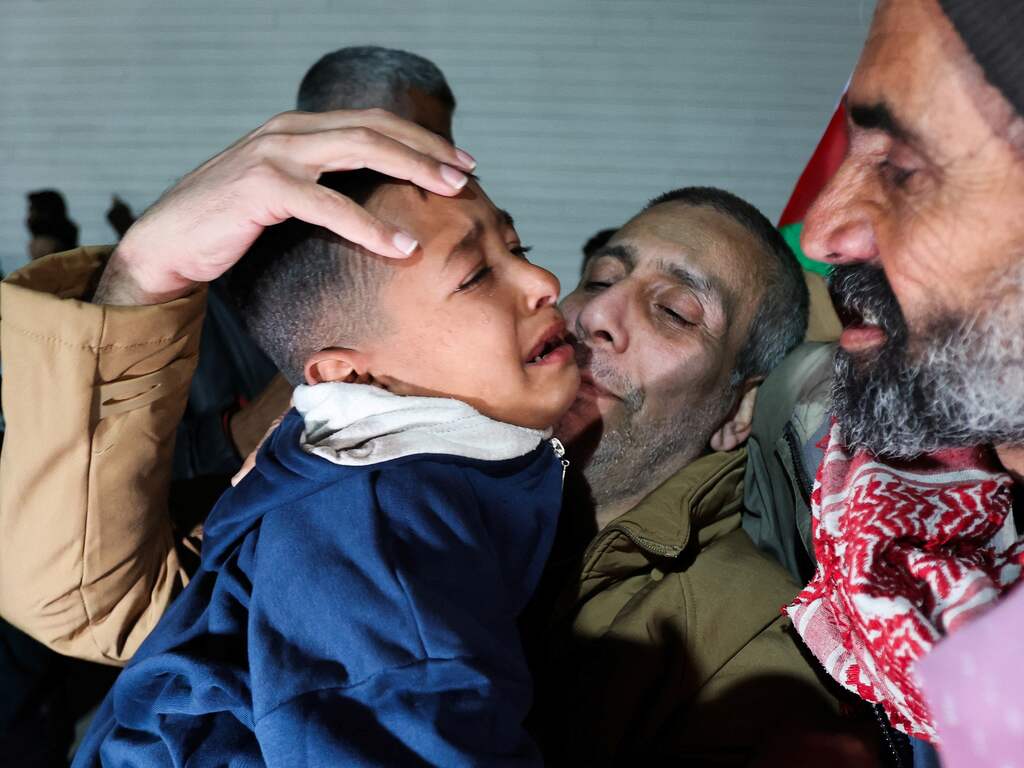 Turbulente dag in Gaza na vrijlatingen en begin UNRWA-verbod