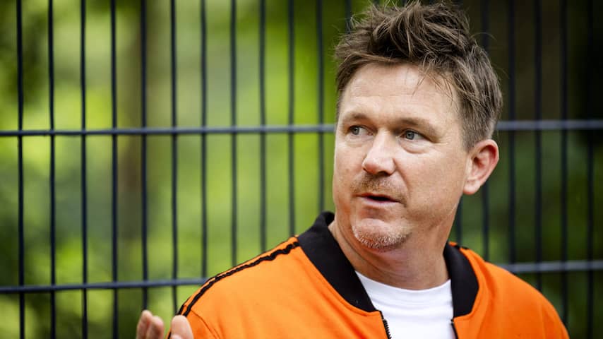Johnny de Mol over chantage aan zijn adres: 'Er is uiterst smerig spel gespeeld' | Achterklap | NU.nl