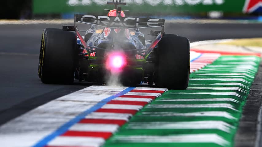 Verstappen ver achter Ferrari's in tweede training Hongarije, Antonelli worstelt