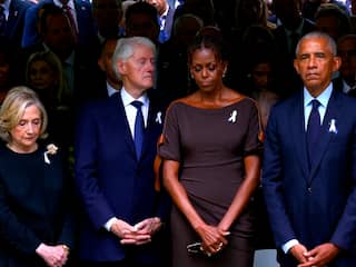 Obama, Clinton, Biden en Bush herdenken 9/11 met minuut stilte in New York