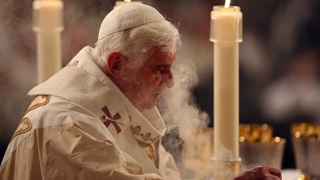 Uitvaart paus emeritus Benedictus donderdagochtend live te zien op NPO2 ...