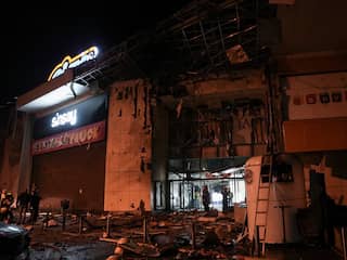 Oekraïne raakt gasinstallaties in Siberië, Rusland valt winkelcentrum aan