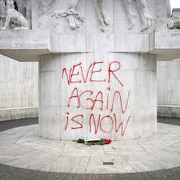 Demonstrant die Nationaal Monument op de Dam bekladde krijgt geen straf