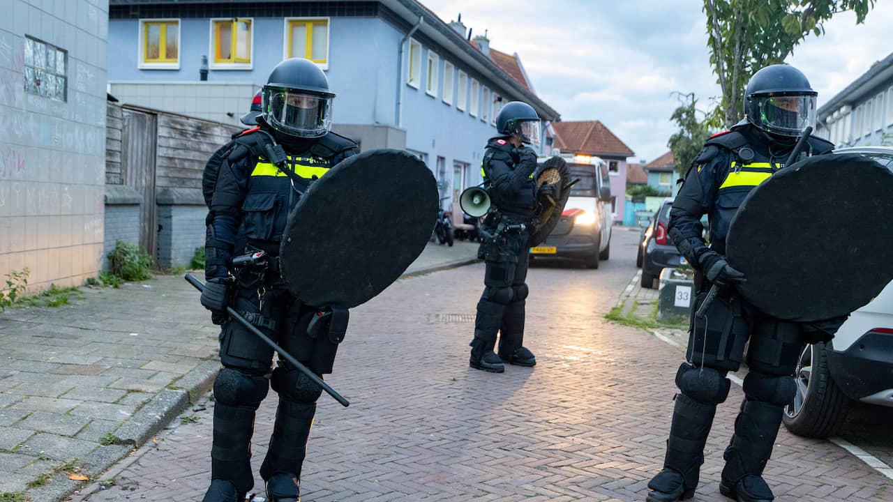 Man veroordeeld tot werkstraf en paar dagen cel voor onrust in Amsterdam