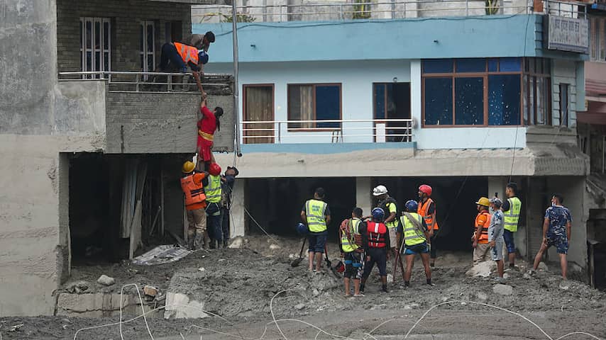 Buitenlandse hulp is volgens Nepal niet nodig bij zoek- en reddingsoperaties