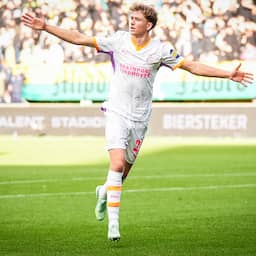 Live Eredivisie | Mijnans schiet PSV op voorsprong tegen ADO Den Haag