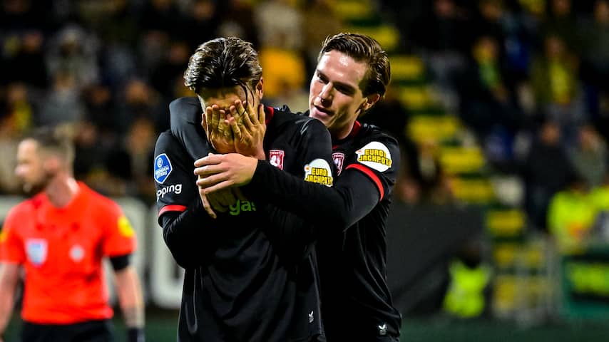 Huilende Pröpper scoort bij gelijkspel Twente, Go Ahead en Sparta delen punten