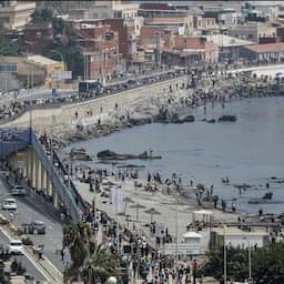 Italië en Spanje heffen grenscontroles op na migrantencrisis rond Ceuta