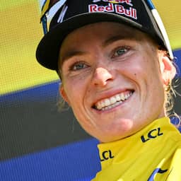 Live Tour | Volering verdedigt gele trui in slotrit, Niewiadoma nog steeds boos