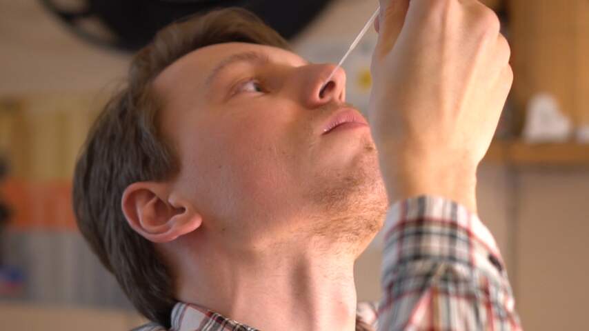 Zo werkt de coronazelftest