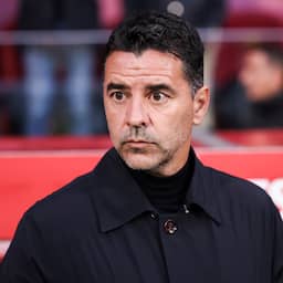 Nieuwe Ajax-coach Míchel krijgt Spaanse assistenten, Landzaat en Musampa weg