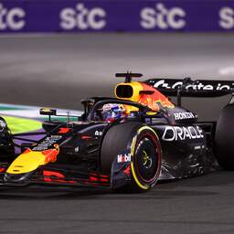 Live F1 | Verstappen komt niet dichterbij leider Piastri in Jeddah