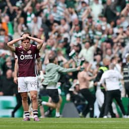 Dramatische ontknoping in Schots voetbal: Hearts grijpt nét naast historische titel
