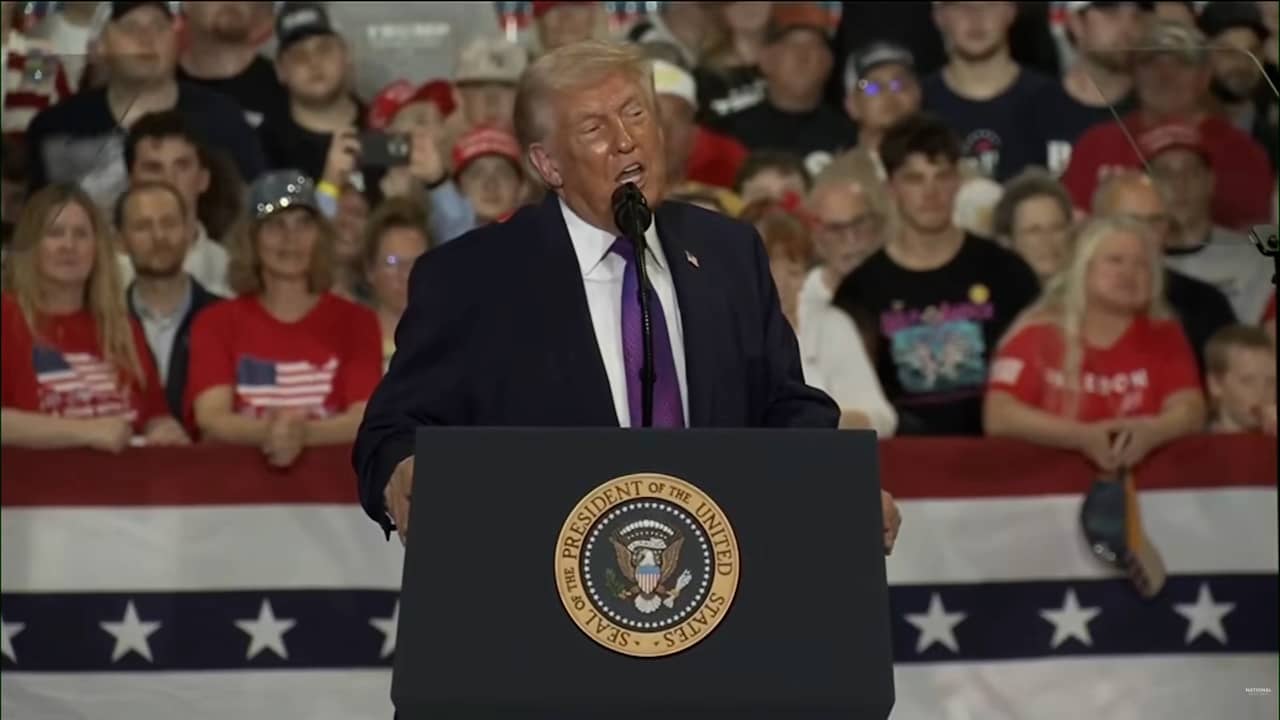 Video | Donald Trump onder de indruk van Jutta Leerdam: 'Een groots atlete'