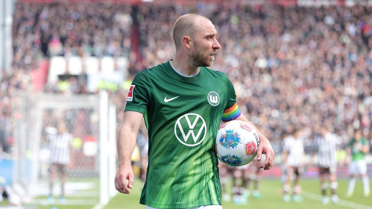 Foto bij Eriksen laat contract bij Wolfsburg ontbinden na onwelwording op het veld